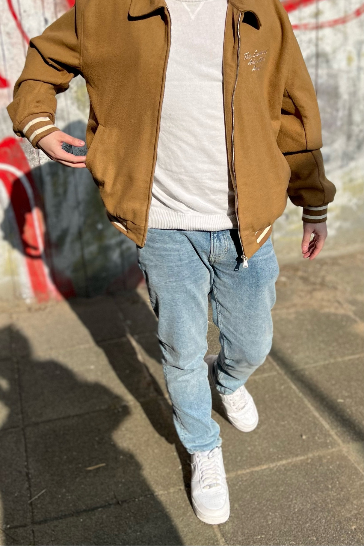 Hi LTK Fam! 

Jacket: Asos/M 
Jeans: H&M - 30/32
T-shirt: Primark / M
Shoes: Nike / 42

#LTKmens #LTKeurope #LTKfit