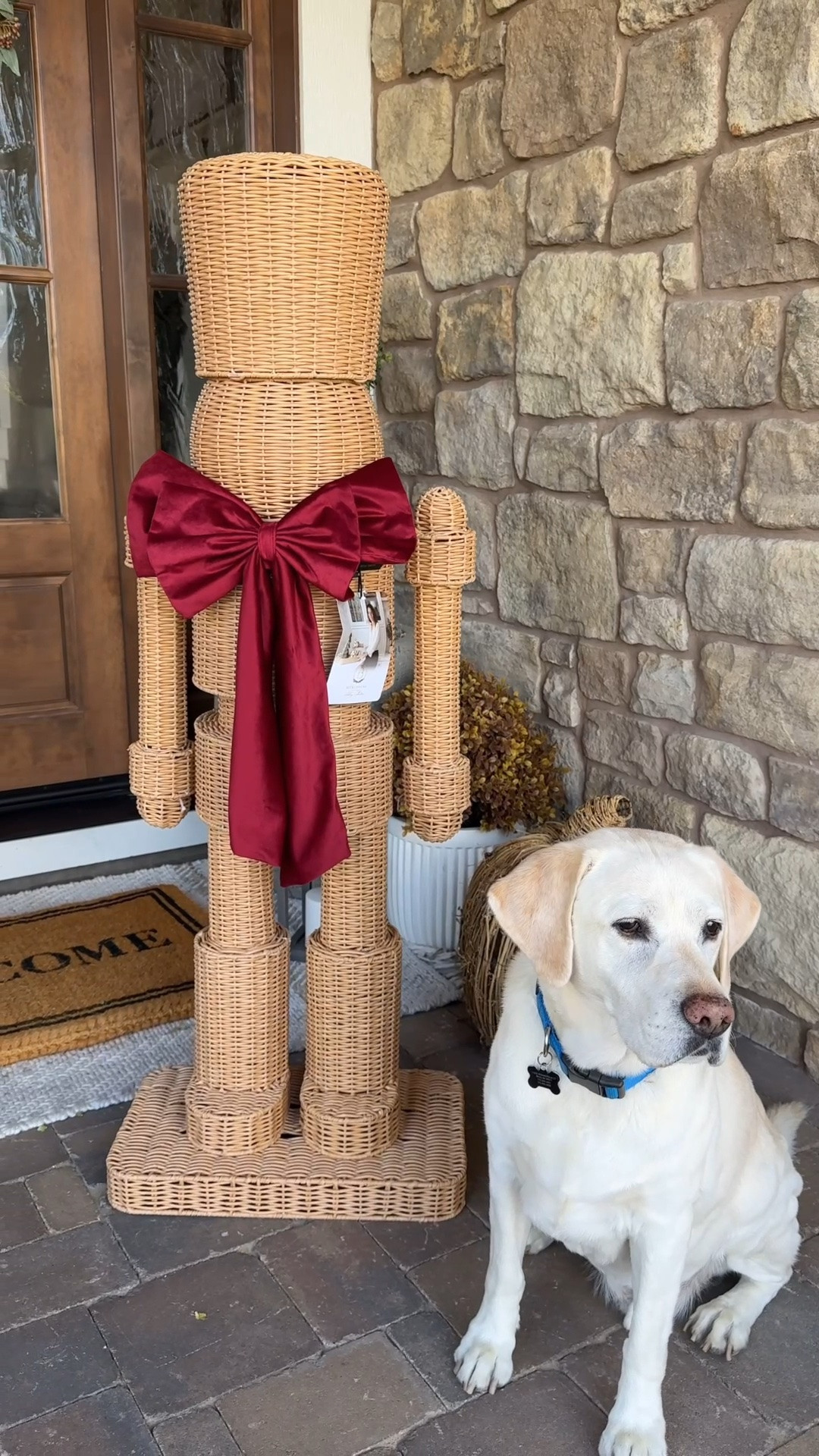 It’s here!  I waited months for this gorgeous nutcracker😍. Sharing now because they are limited.  Order yours today and have it when you are ready to decorate.