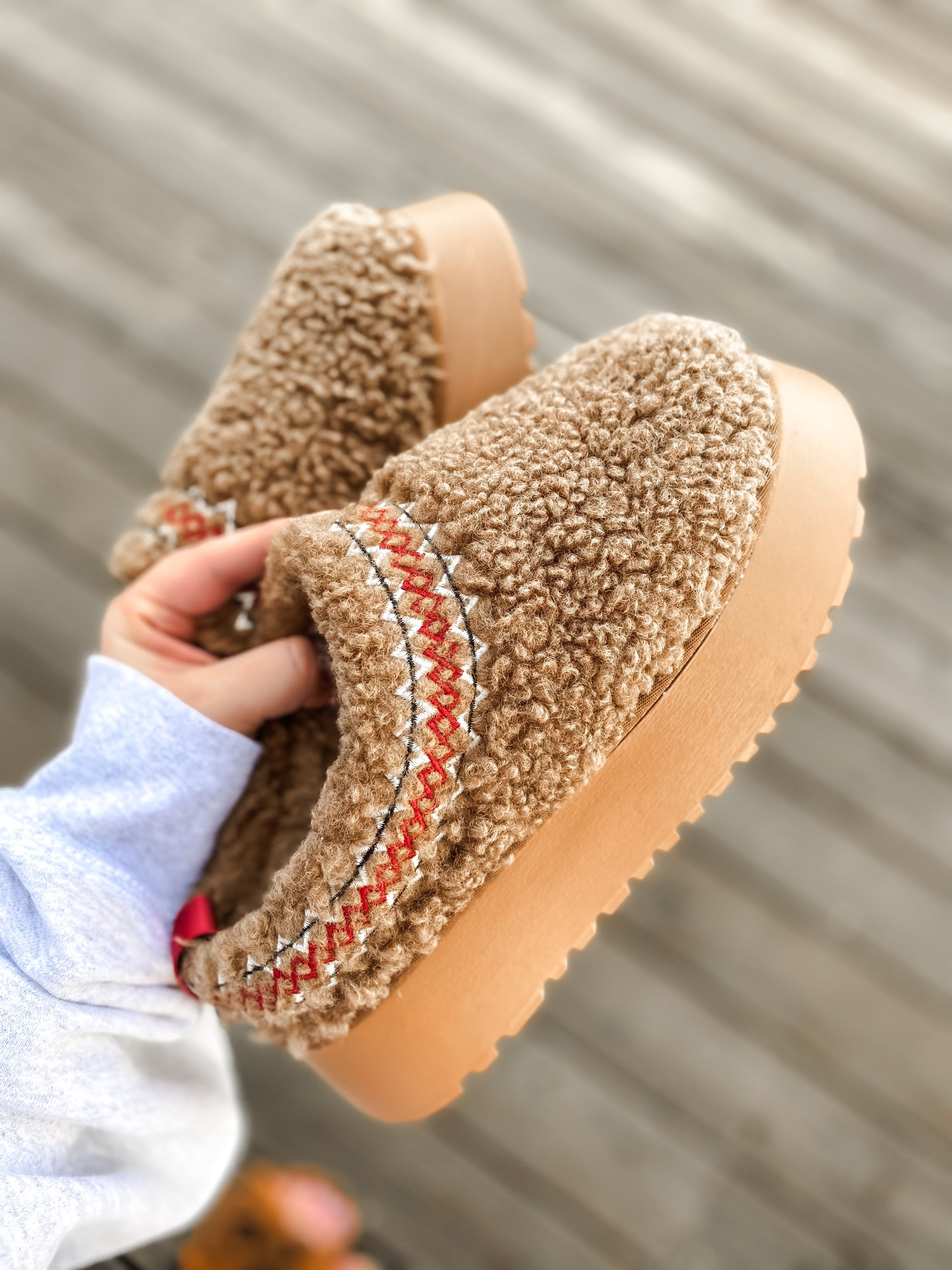 Ugg dupe 🚨 love these super cute sherpa ugg dupes! They look & feel high quality✨ *I SIZED UP*

#LTKSeasonal #LTKshoecrush #LTKstyletip