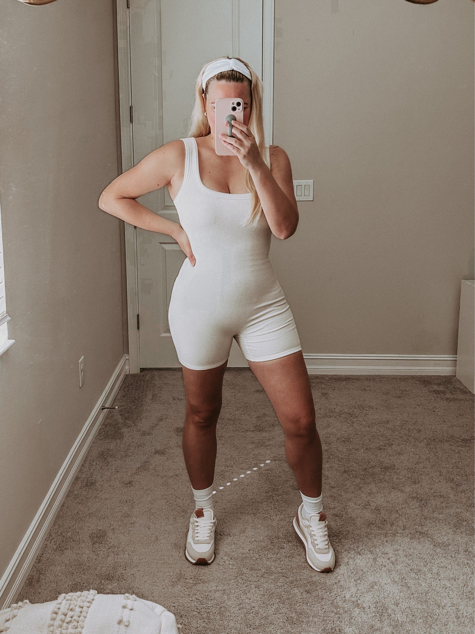 SKIMS
Onesie
Loungewear
Spring outfit 

#LTKFind #LTKSeasonal #LTKunder100