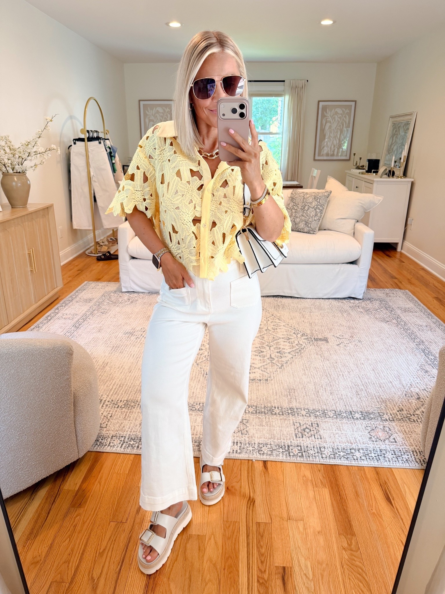 The perfect summer outfit for brunch or date night! 💛


Amazon finds, Amazon fashion, date night outfit, summer outfit, brunch outfit, summer style, white denim, petite jeans, Amazon outfit, petite style, midsize fashion

#LTKootd #LTKgrwm #LTKMidsize