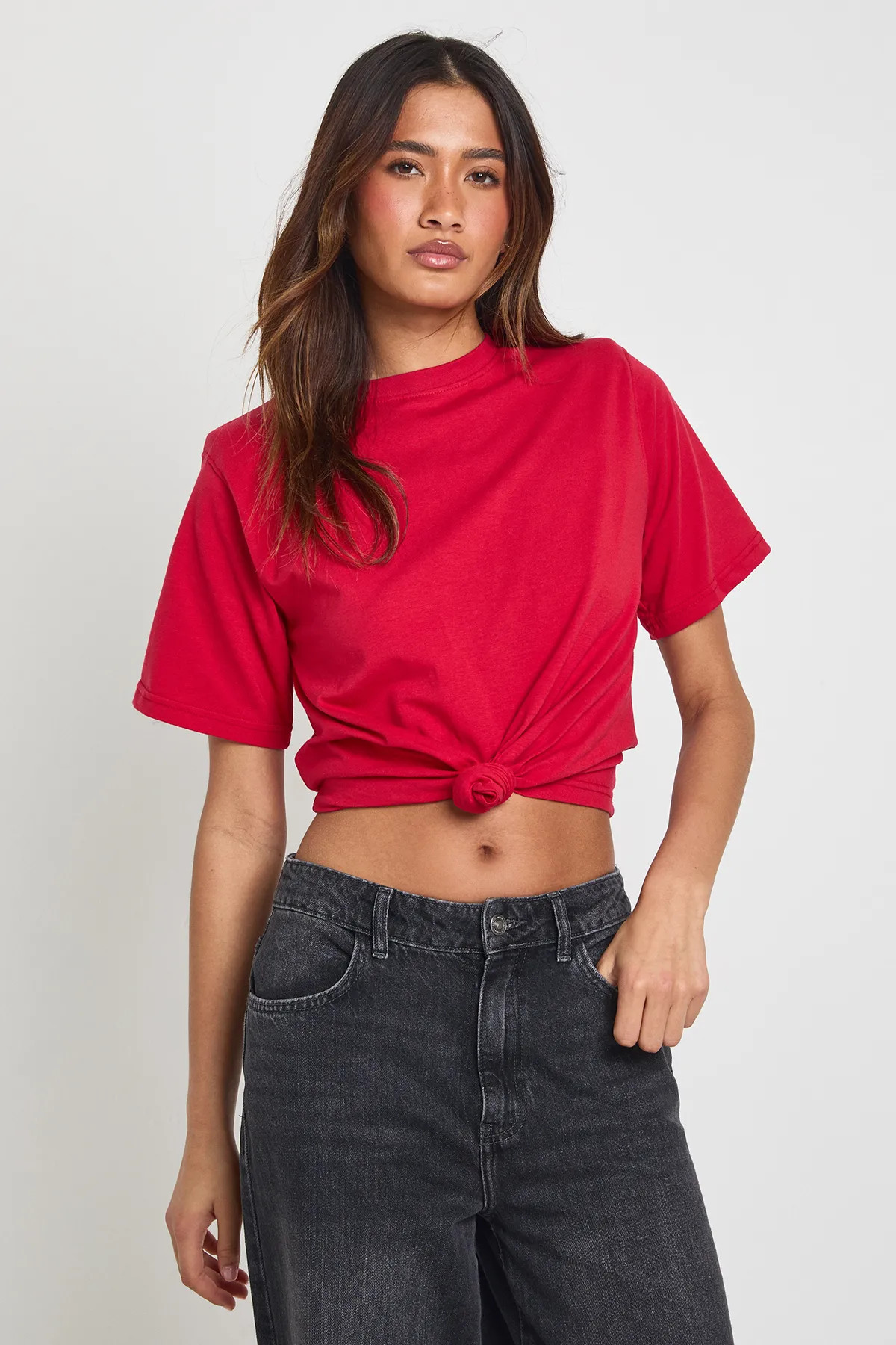 Red Shoulder Pad Knot Hem T-Shirt | Boohoo | Boohoo.com (UK & IE)