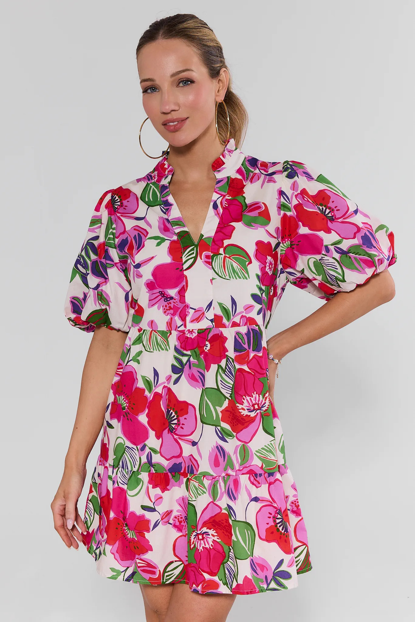 Genevieve Floral Short Dress by THML | Avara