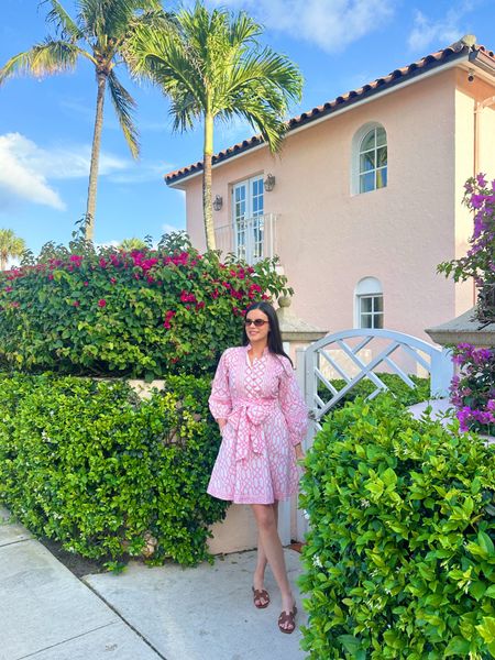 Dress for dinner in Palm Beach! I love any of Sue Sartor’s pieces! This pink is perfect for spring/summer!💕