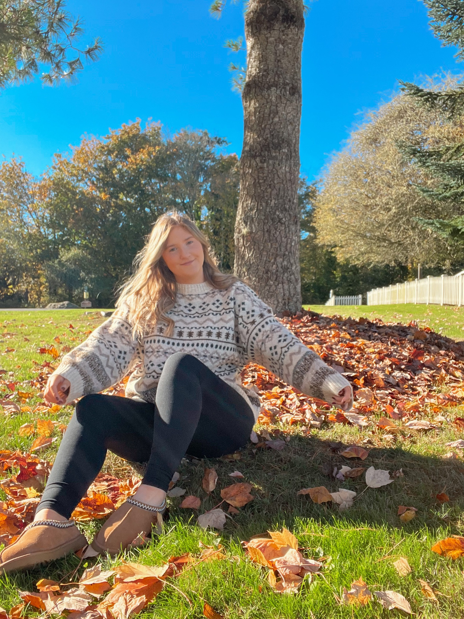 A staple fall outfit; sweater, leggings, Uggs, cozy outfits, fall outfit ideas

#LTKSeasonal #LTKfindsunder100