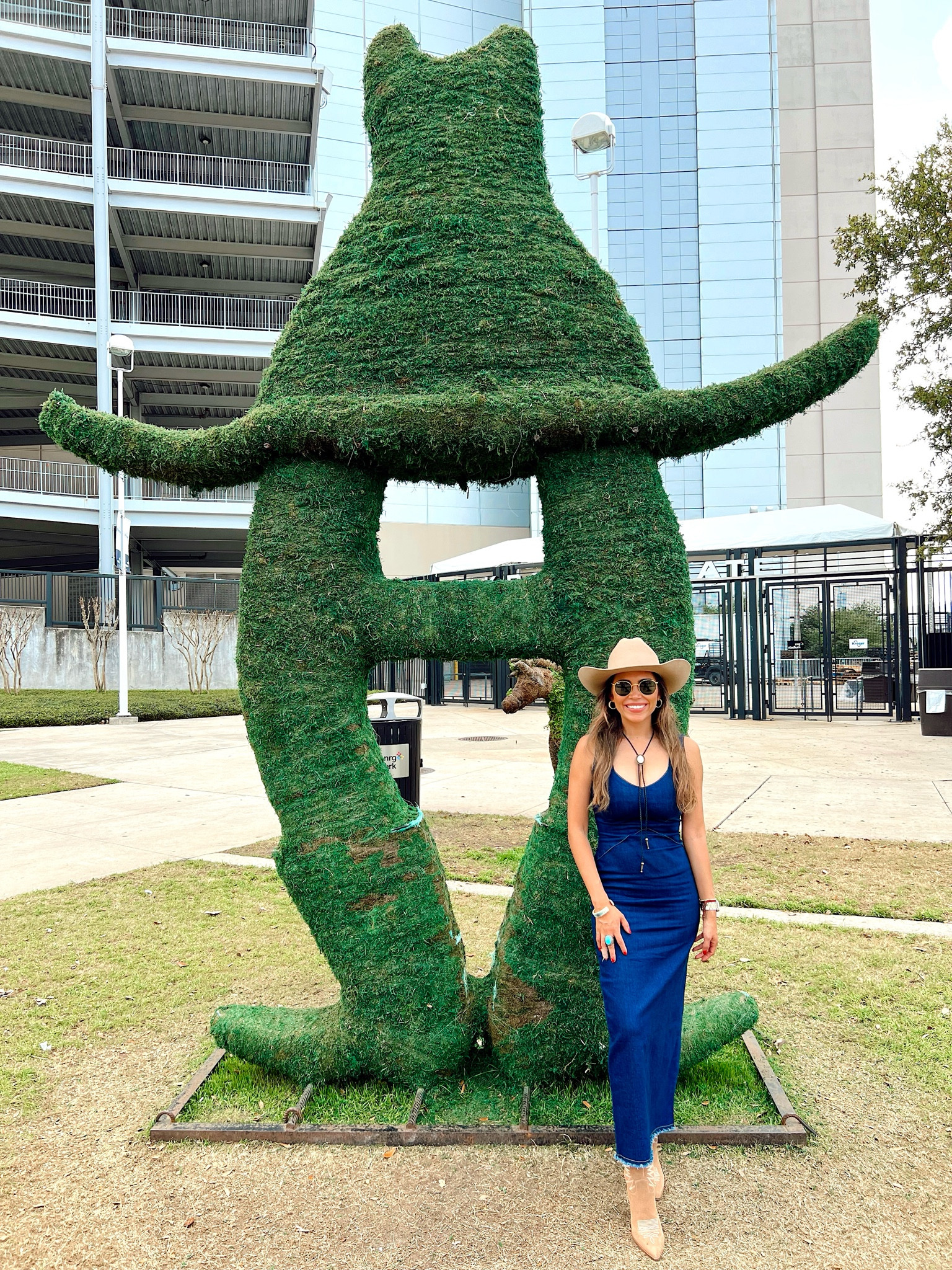 Western outfit 
Denim dress 


#LTKstyletip #LTKFestival