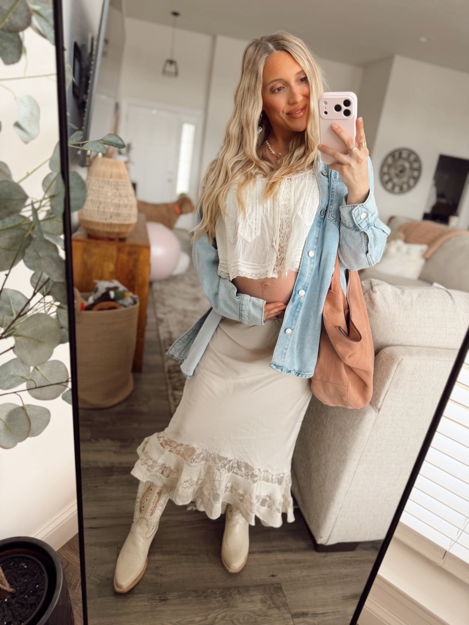 @Freebird Stores the cutest bump friendly spring outfit 🌼

#LTKFestival #LTKBaby #LTKBump