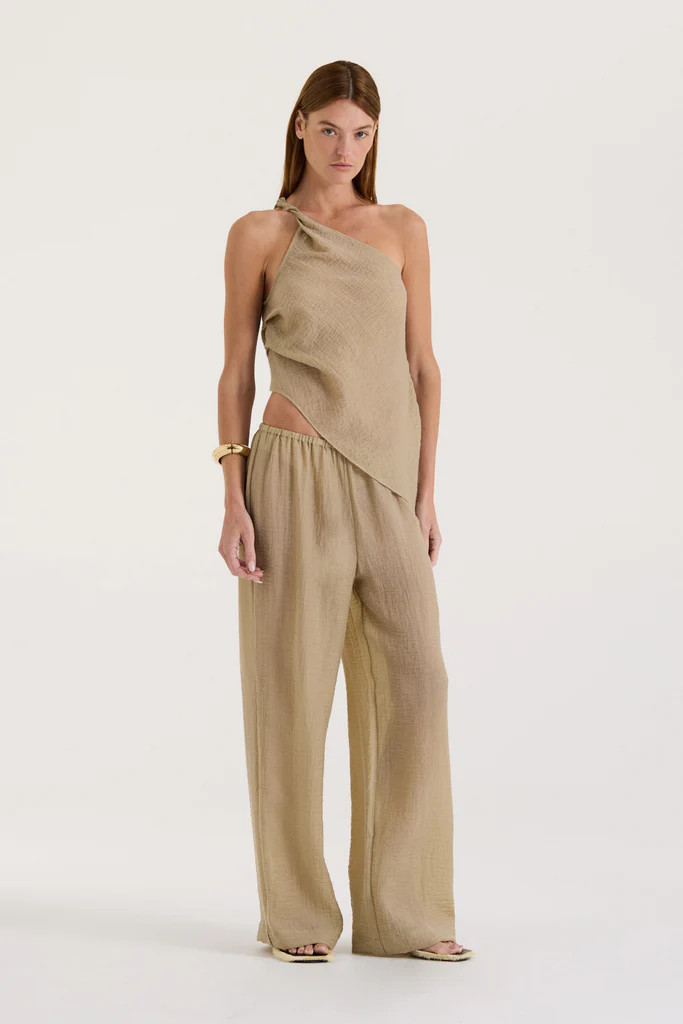 Amaris Asymmetrical Top | Henne