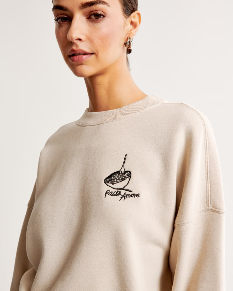 Pasta Graphic Sunday Crew | Abercrombie & Fitch (US)