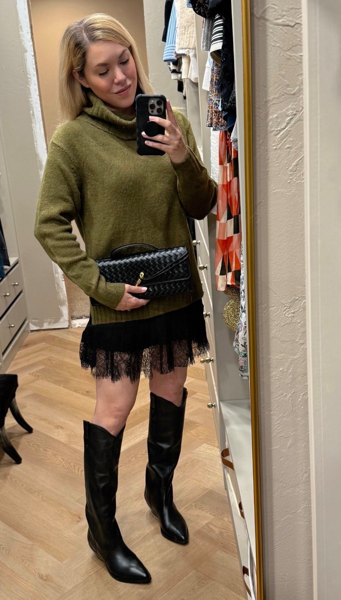 Amazon outfit
Amazon fashion 
Lace skirt
Sweater
Western boots
How to style western boots 

#LTKShoeCrush #LTKFindsUnder50 #LTKItBag