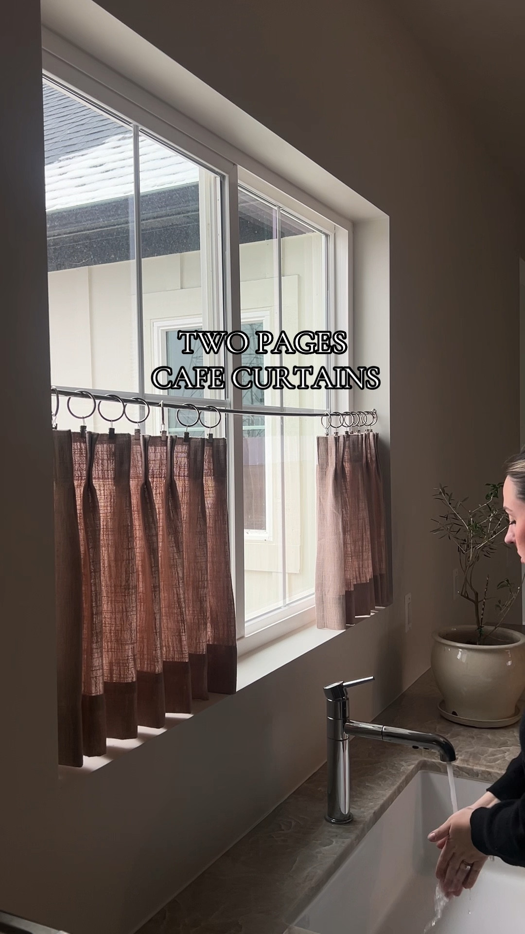 Two pages curtains - triple pleated curtains in the Liz linen /tapioca shade 🤎



#LTKHoliday #LTKHome #LTKGiftGuide