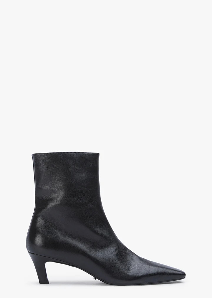 Estelle Black Vintage | Tony Bianco US