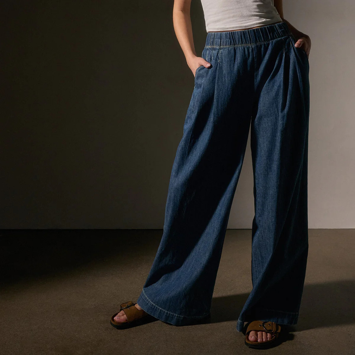 Pleated Denim Pant - Medium Wash | James Perse Los Angeles | James Perse (US)