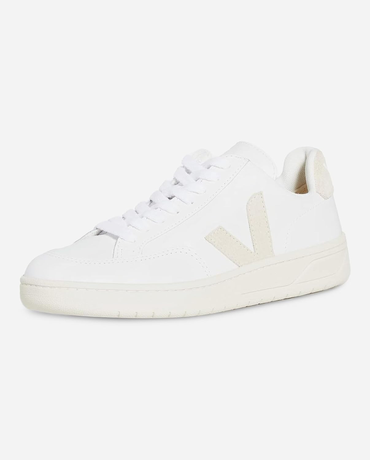 Veja Women's V-12 Sneaker | Amazon (US)