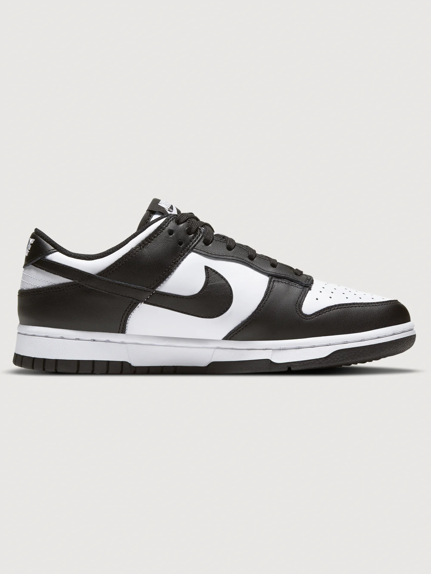 Nike Dunk Low - White/Black-White - Size 5.5 | Carbon38