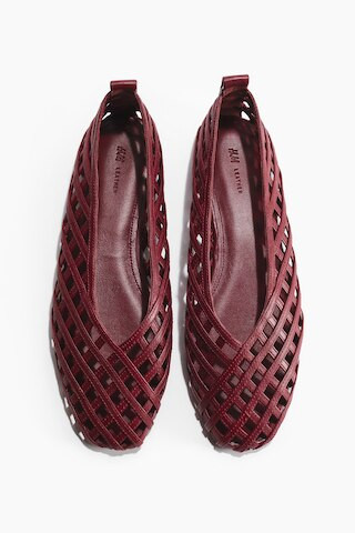 H & M - Braided-Look Leather Flats - Burgundy | H&M (US + CA)