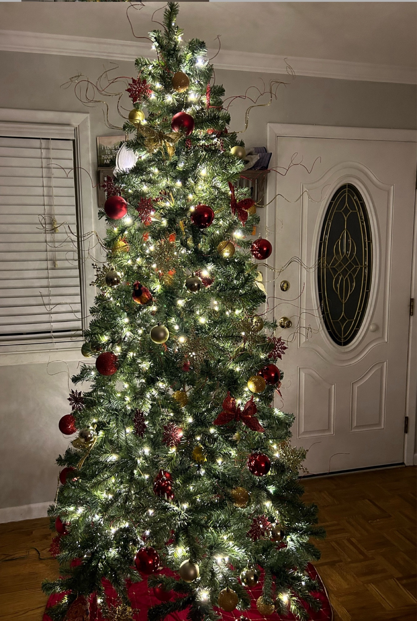 Beautiful and Affordable Christmas Tree. I cannot believe how gorgeous this tree is and for just $99. It is absolutely beautiful. 
Christmas tree
Pre-lit
Color and white lights
Warm white
Multicolor
Foot pedal
7.5 foot 


#LTKHoliday #LTKSeasonal #LTKHome