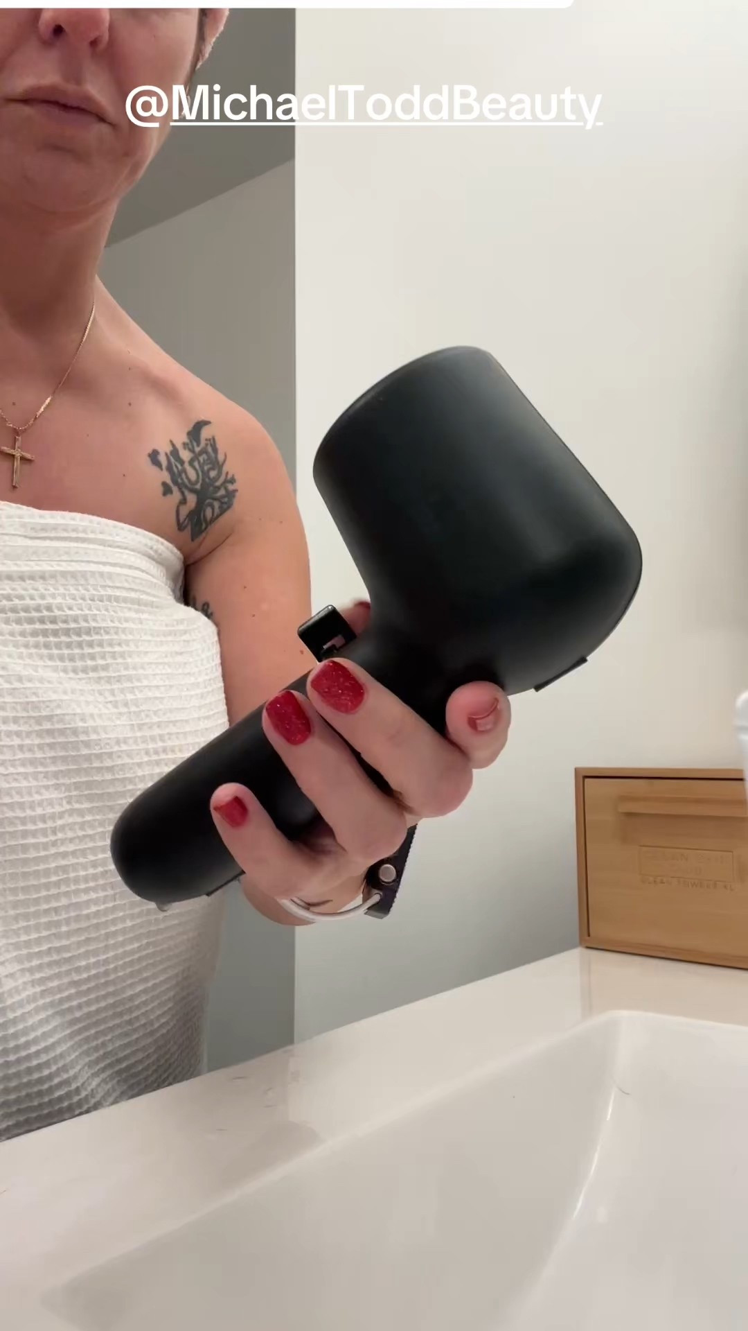 Get those deep pores clean! @michaeltoddbauty #michaeltoddbeauty #skincare 

#LTKGiftGuide #LTKdayinmylife