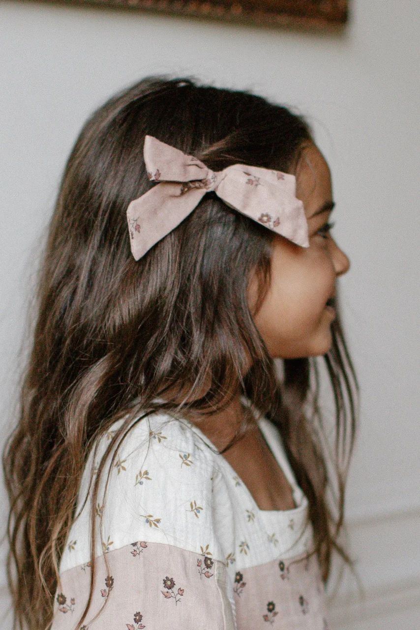 Rylee + Cru English Rose Bow | Roolee