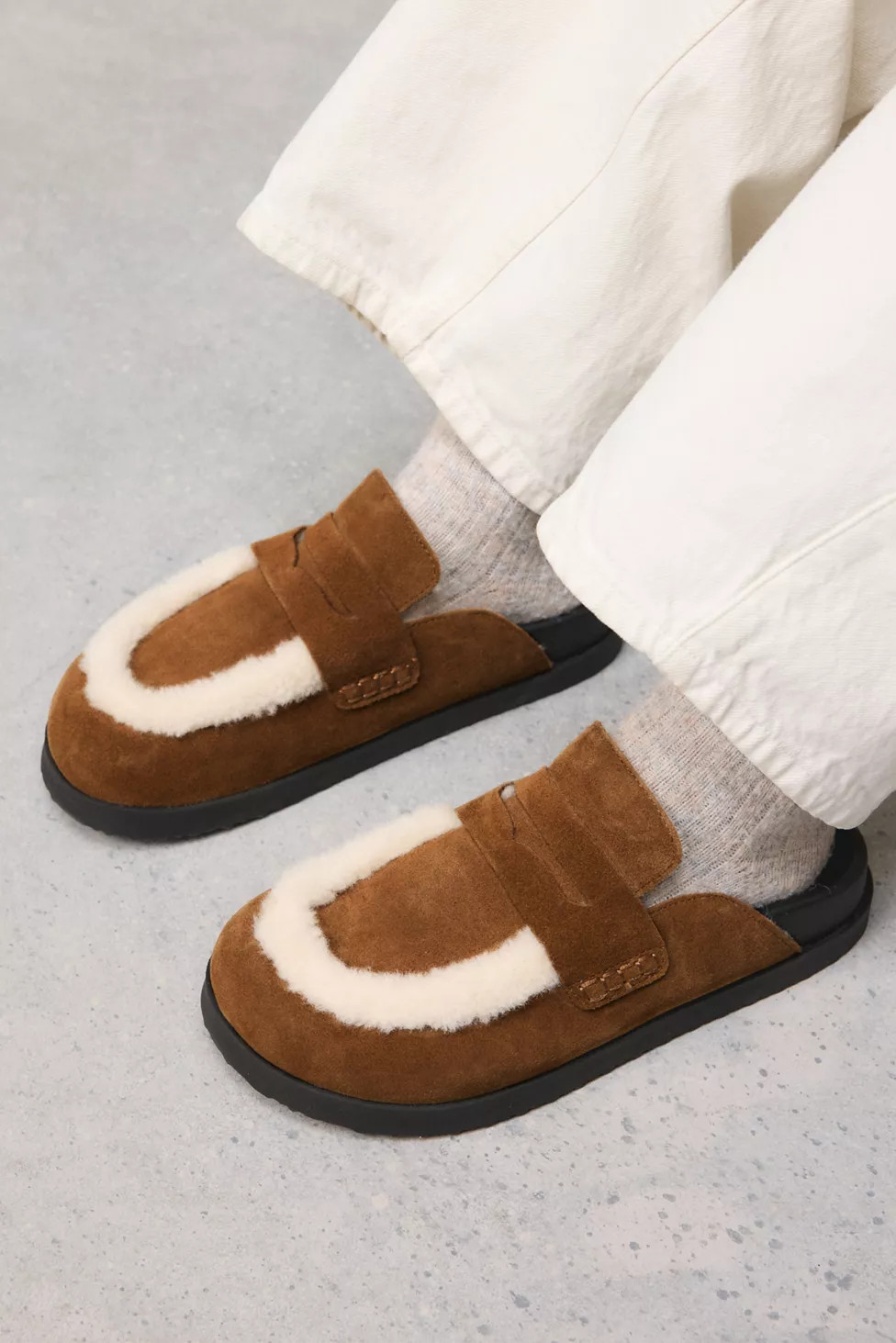 Steve Madden Tomlin Suede Mules | Urban Outfitters (US and RoW)