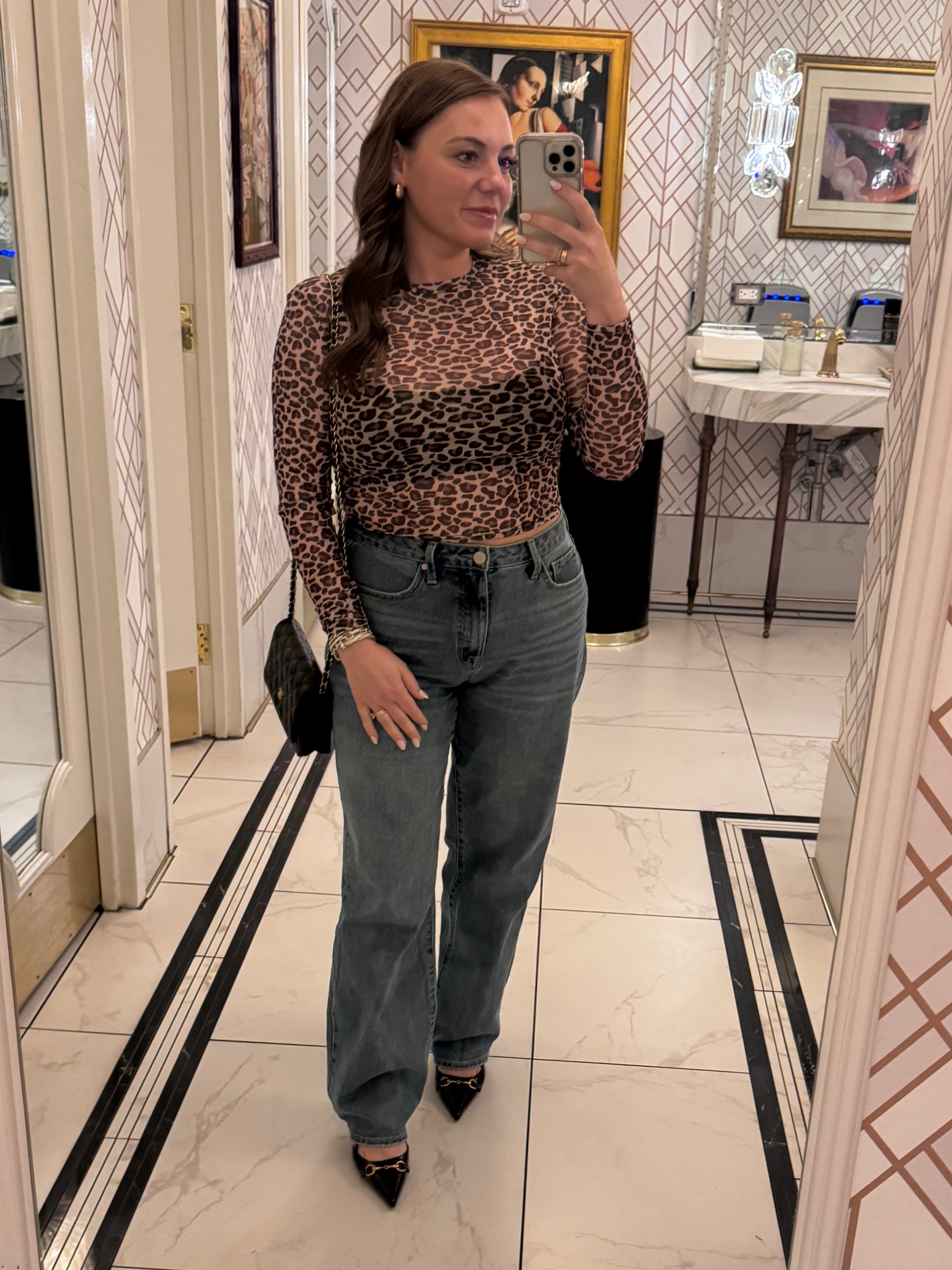 Finally found a pair of wide leg jeans that I love!! And they’re under $25 🫶🏻

#LTKFindsUnder50 #LTKPetite #LTKMidsize