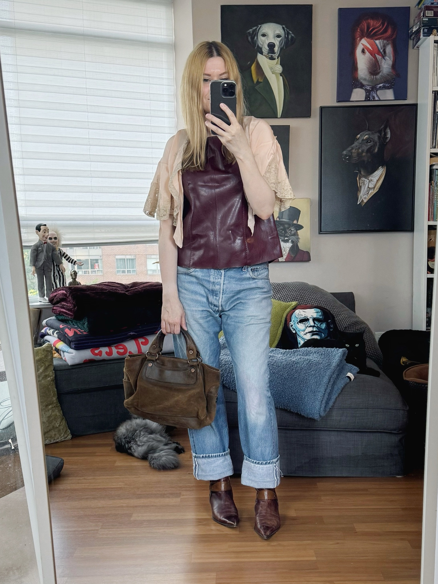 The return of the heat is messing up my plans to wear my leather and suede.
I planned to wear this tank with a jacket but had to swap out for this lightweight antique  bed jacket. 
Everything else but the burgundy tank is vintage. 
 •
#falllook #vintageceline  #torontostylist #StyleOver40  #secondhandFind #fashionstylist #slowfashion #FashionOver40  #MumStyle #genX #genXStyle #shopSecondhand #genXInfluencer #genXblogger #secondhandDesigner #Over40Style #40PlusStyle 


#LTKFindsUnder50 #LTKStyleTip #LTKOver40