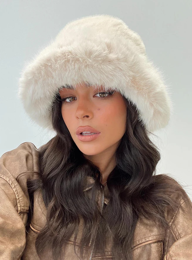 Avaah Fluffy Hat Cream | Princess Polly US