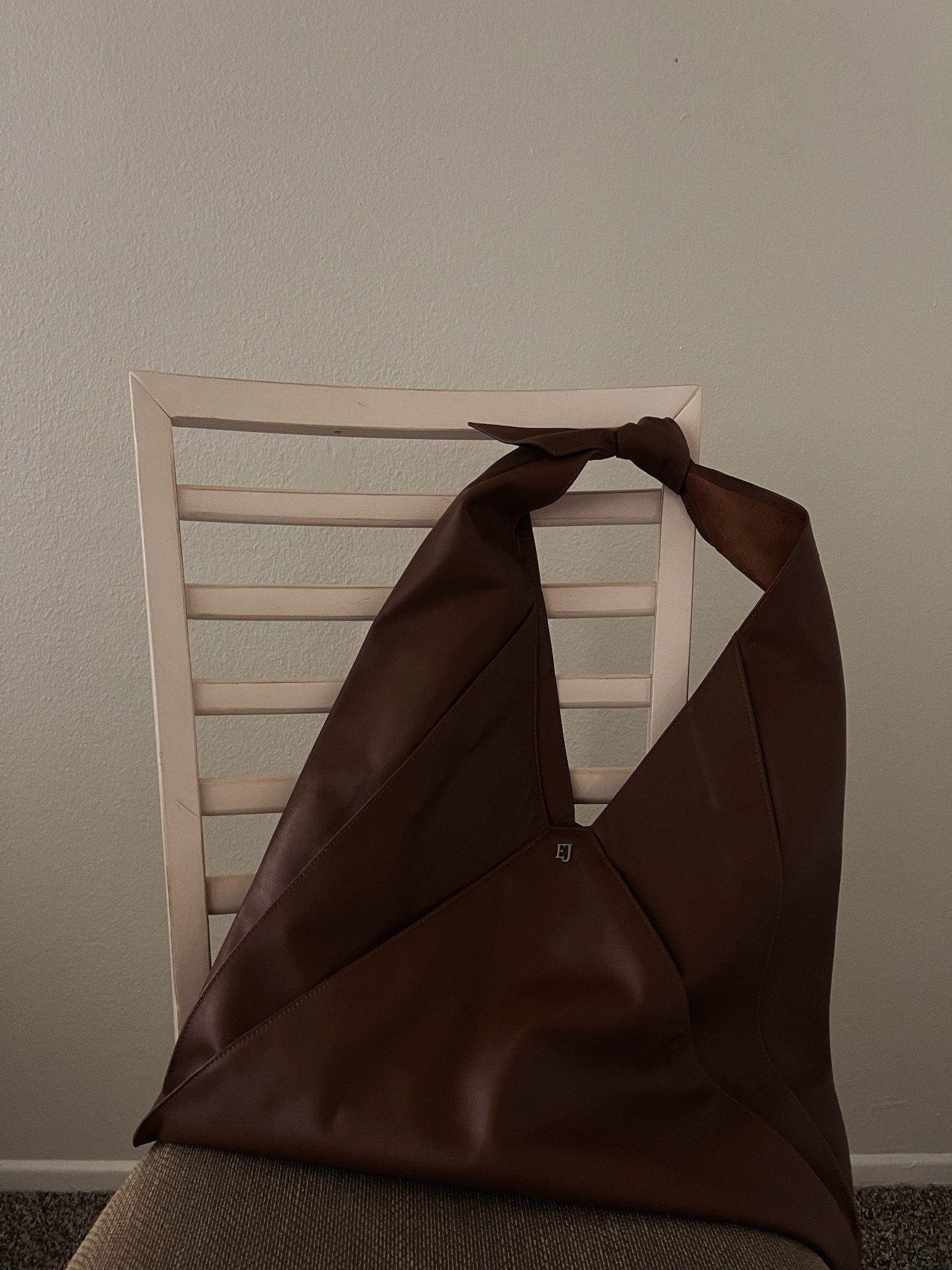 Oversized leather bags are one of this year’s biggest fall trends - and for good reason. 

This one from Eric Javits has been a favorite of mine; it’s chic, polished, and spacious enough to carry everything I need (yes, even my laptop!)

I have a feeling this is going to stay a staple in my seasonal capsule, thanks to its balance of practicality and sophistication. Maybe you’ll feel the same 🤍

I’ve linked some under-$100 finds below so you can try the trend, too

#LTKFindsUnder100 #LTKItBag #LTKSeasonal