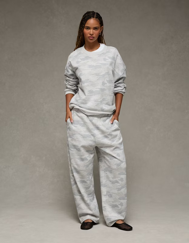 AE Everyday Luxe Barrel Sweatpant | American Eagle Outfitters (US & CA)