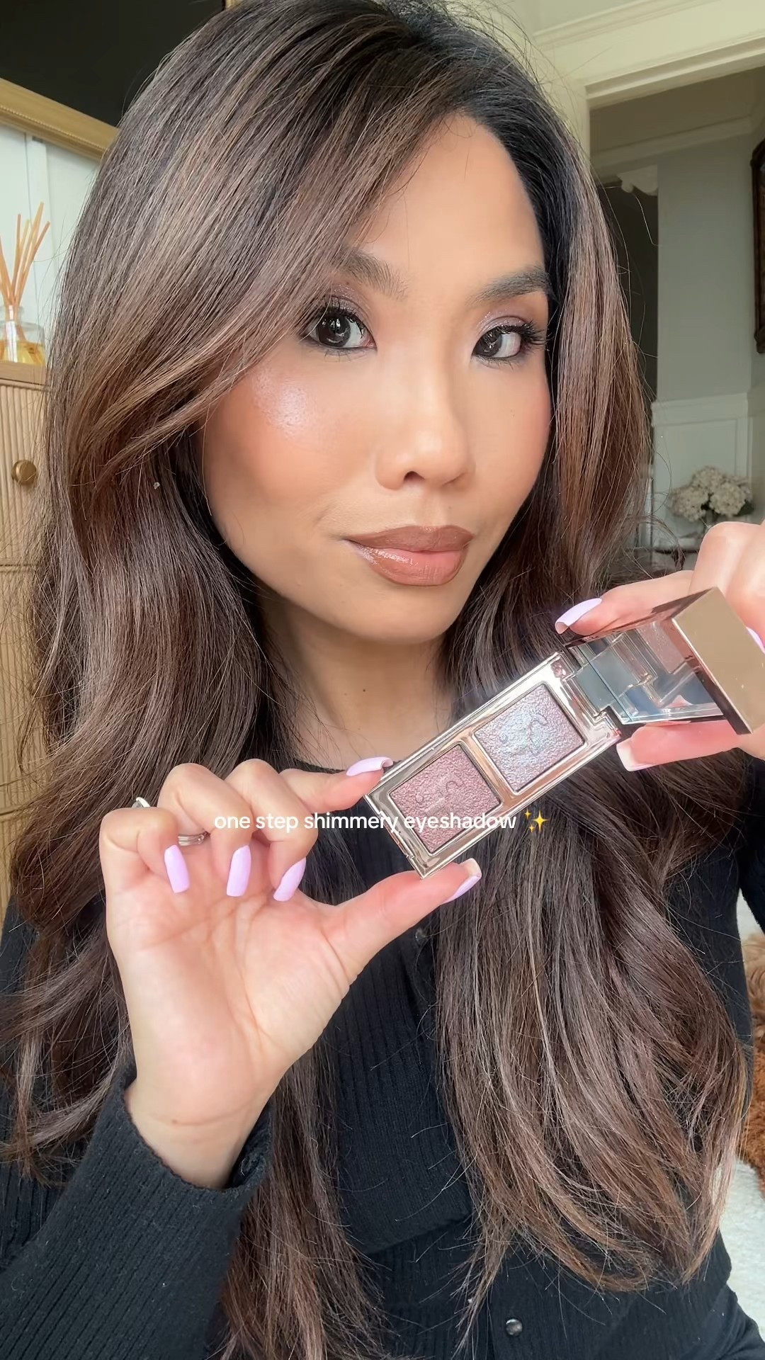 One step shimmer eyeshadow! Wearing shade ‘Still at the club’



#LTKBeauty