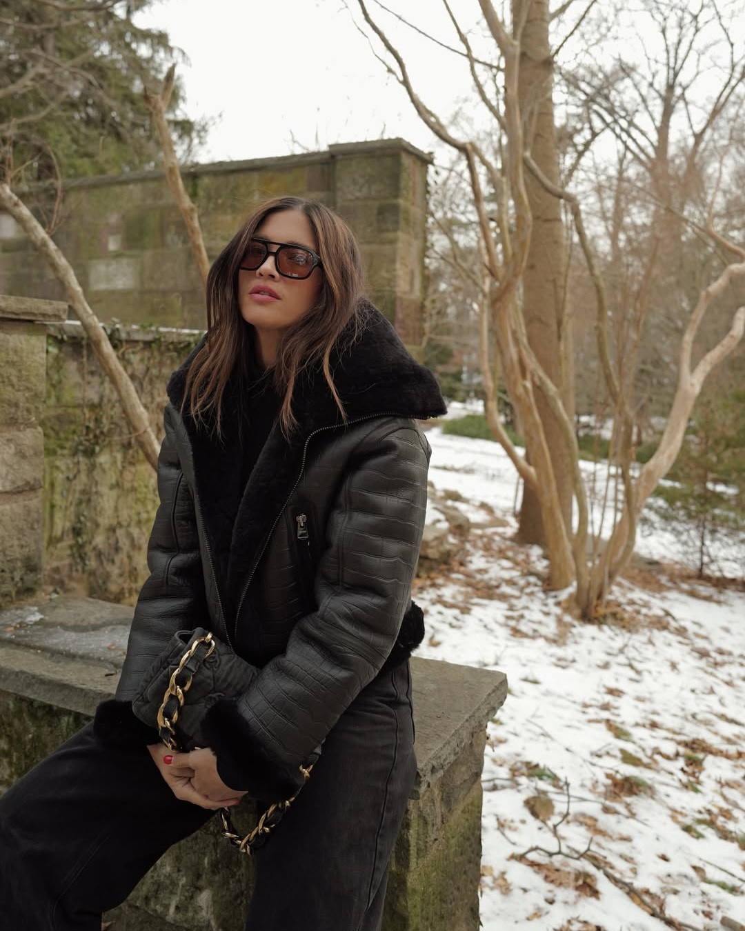 Waiting for the rain to stop in LA…🖤

#LTKdayinmylife #LTKTravel #LTKootd