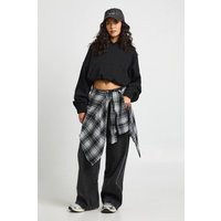 boohoo Women's Shorter Length Hoodie in Black | Size: Large | Knitted | boohoo (US & Canada)