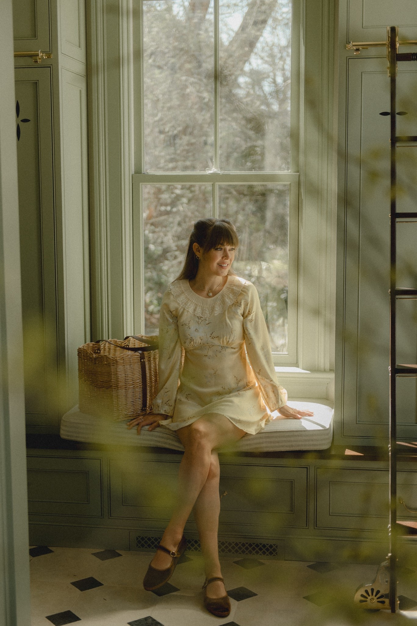 Spring in the mudroom 🌿

#LTKdayinmylife #LTKHome #LTKxAerie