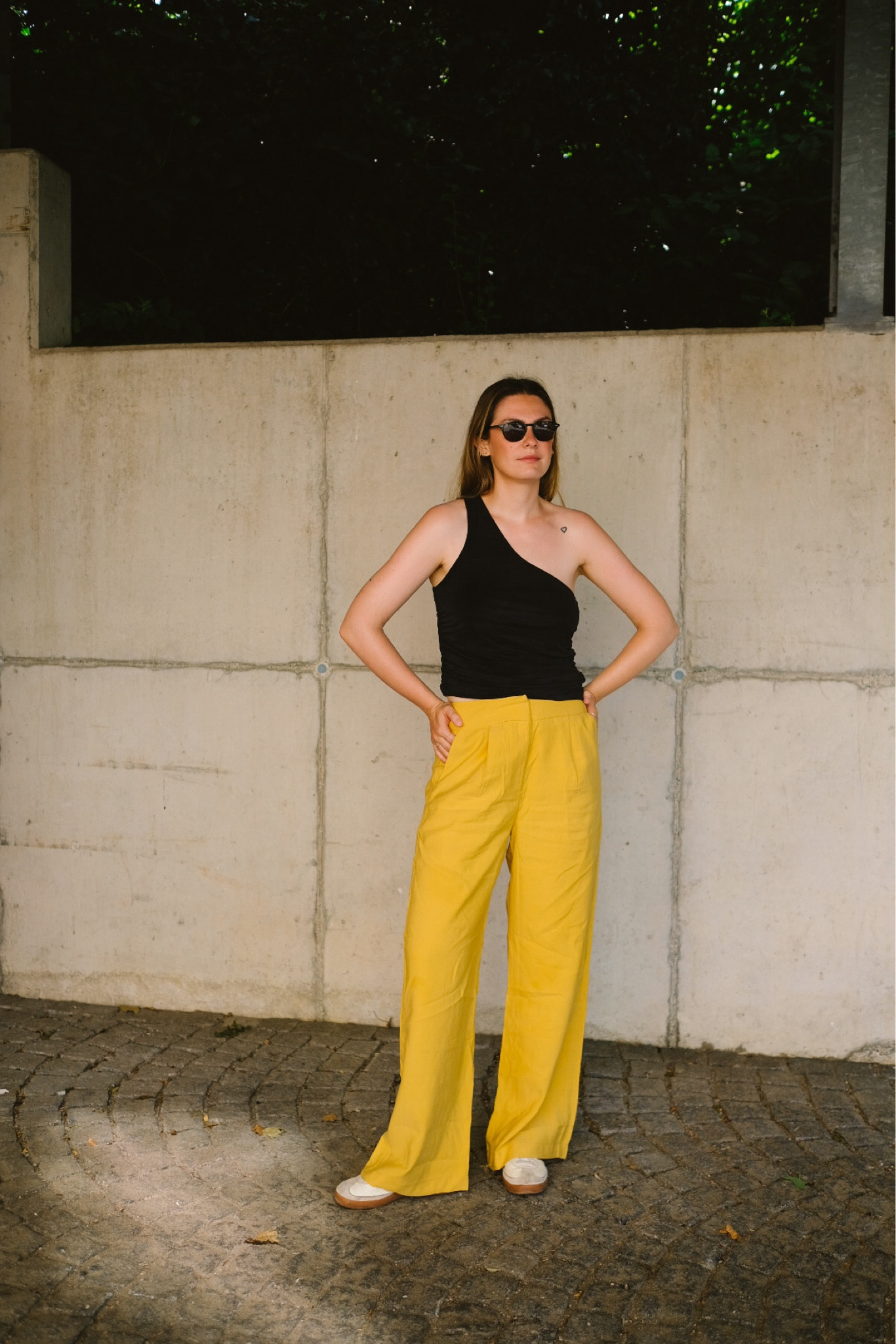 💛🖤

#LTKeurope #LTKstyletip #LTKsummer