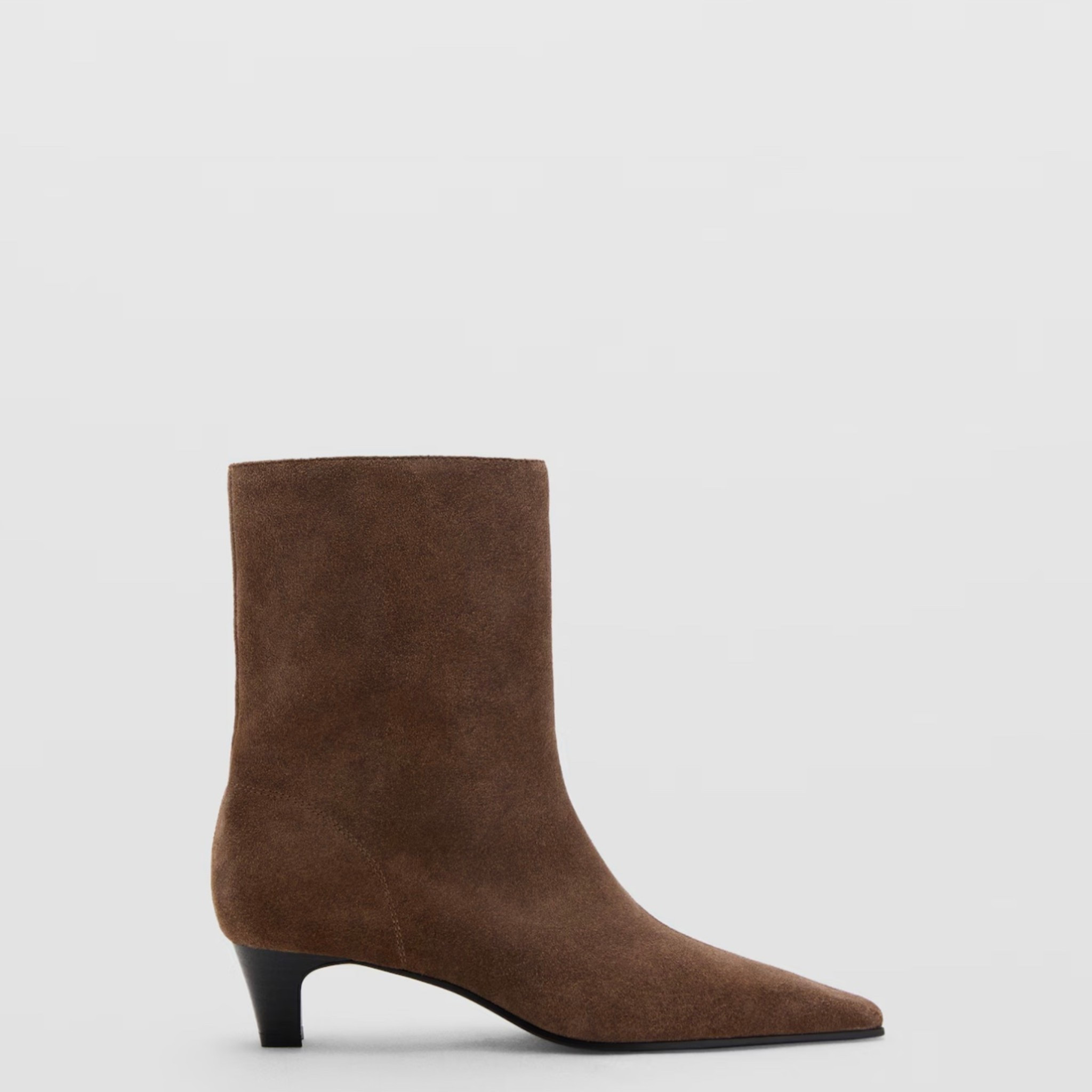 Suede boots on sale

#LTKSaleAlert