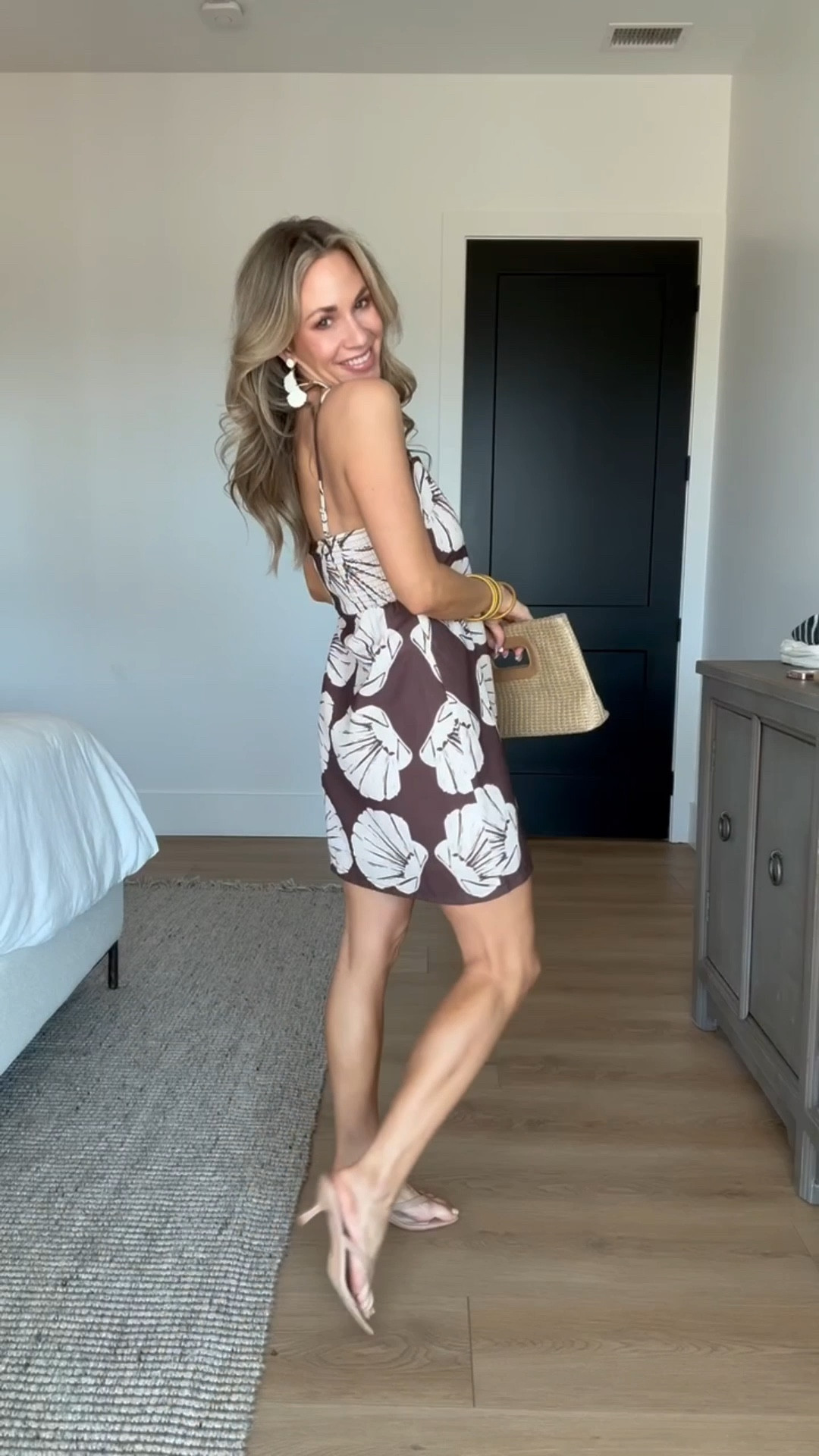 This dress looks like Abercrombie but it’s Amazon! Perfect for a beach vacation! 

#LTKPetite #LTKootd #LTKgrwm