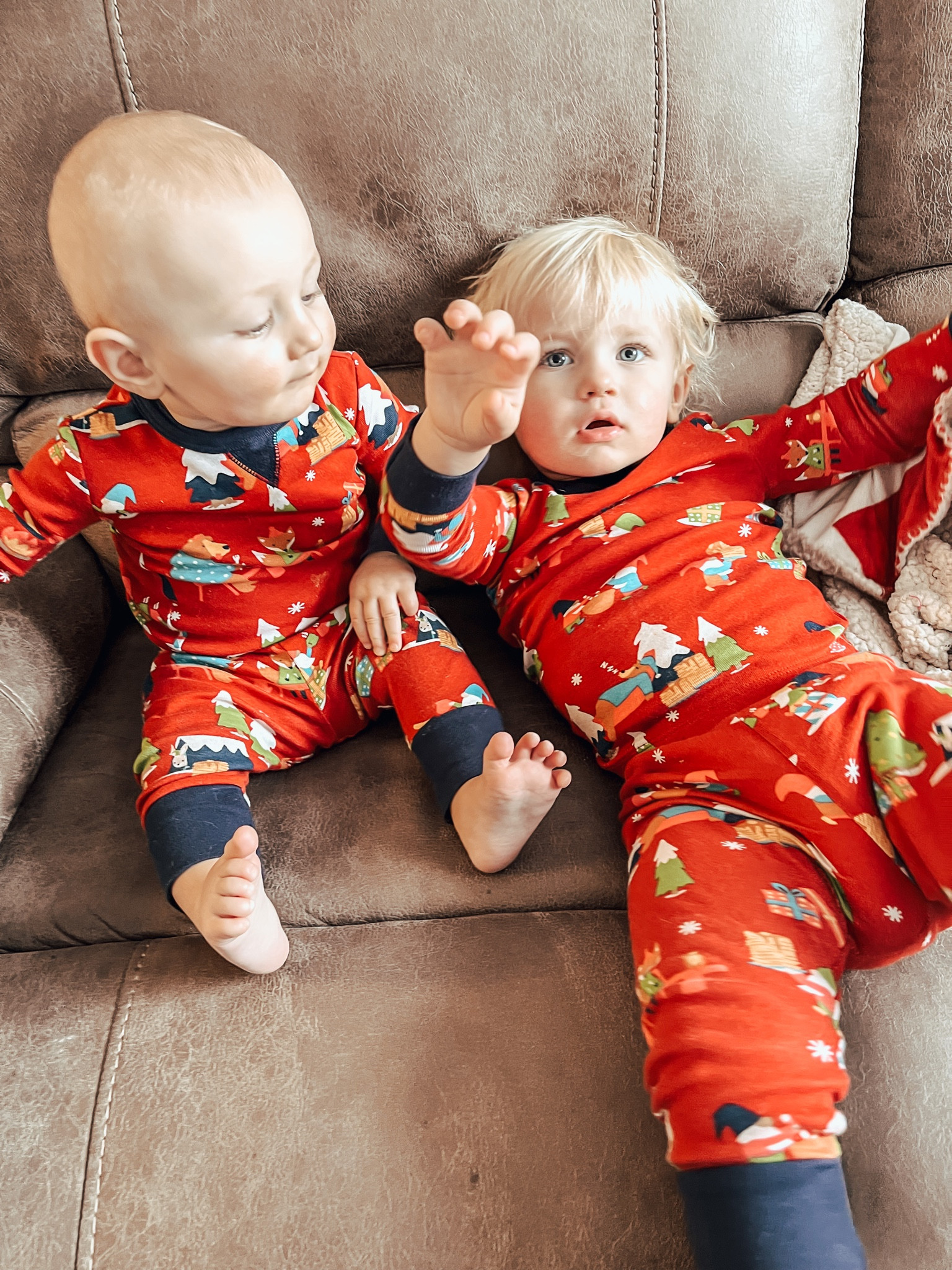 When you just can’t be bothered to get a good picture taken 🤣🤦🏻‍♀️

#LTKunder50 #LTKbaby #LTKfamily