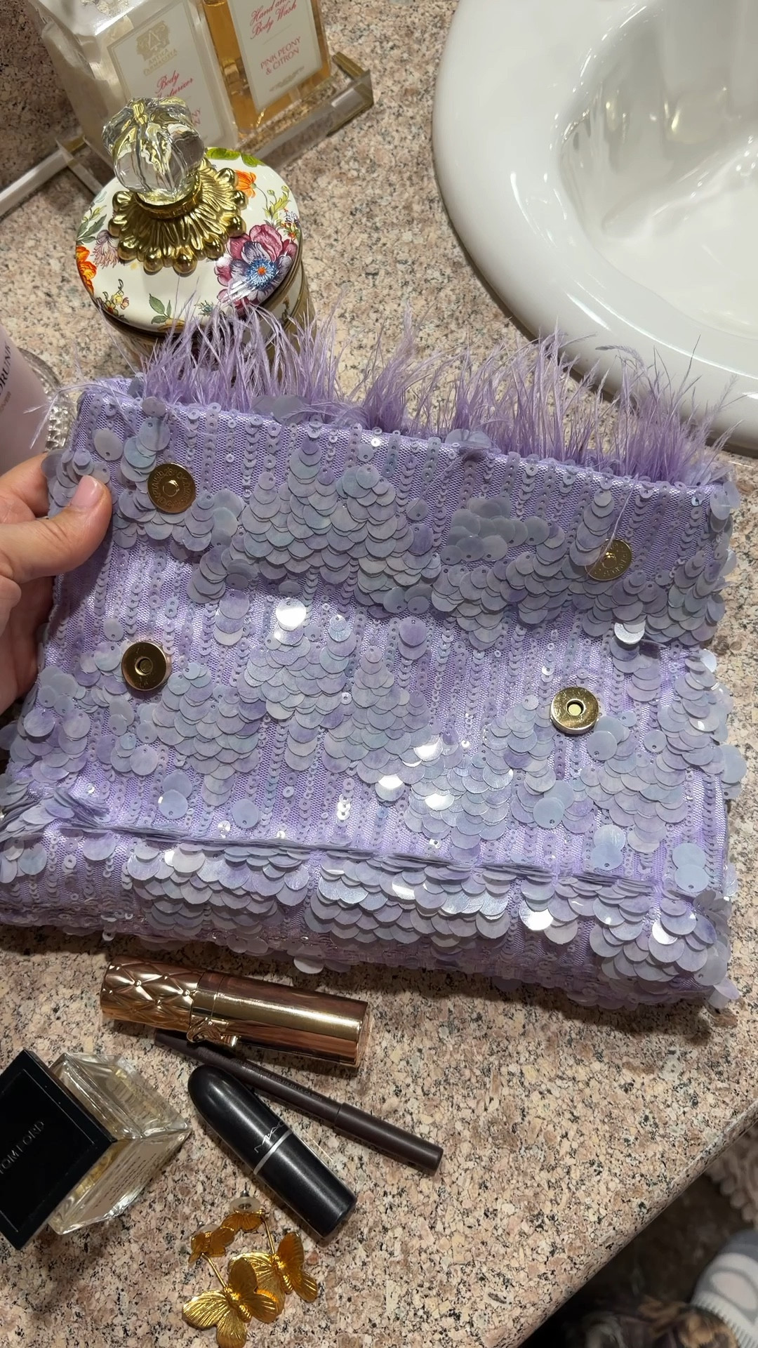 The cutest clutch for all your spring summer events. Baby shower, wedding, girls night out or date night. This is so cute and unique 


#LTKSeasonal #LTKWedding #LTKSpringSale