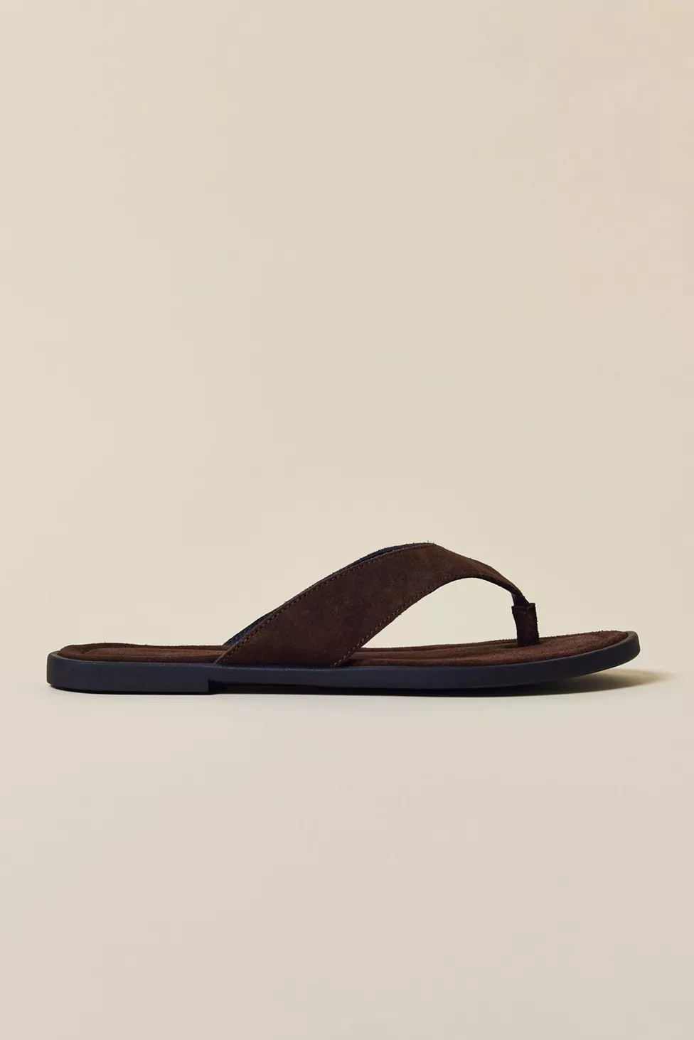 Vagabond Shoemakers Zaida Suede Thong Sandals | Urban Outfitters (US and RoW)