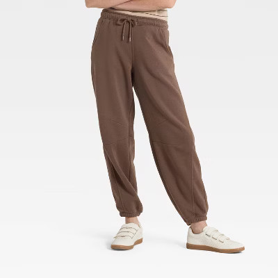 Women's Mid-Rise Barrel Leg Sweatpants - Universal Thread™ | Target
