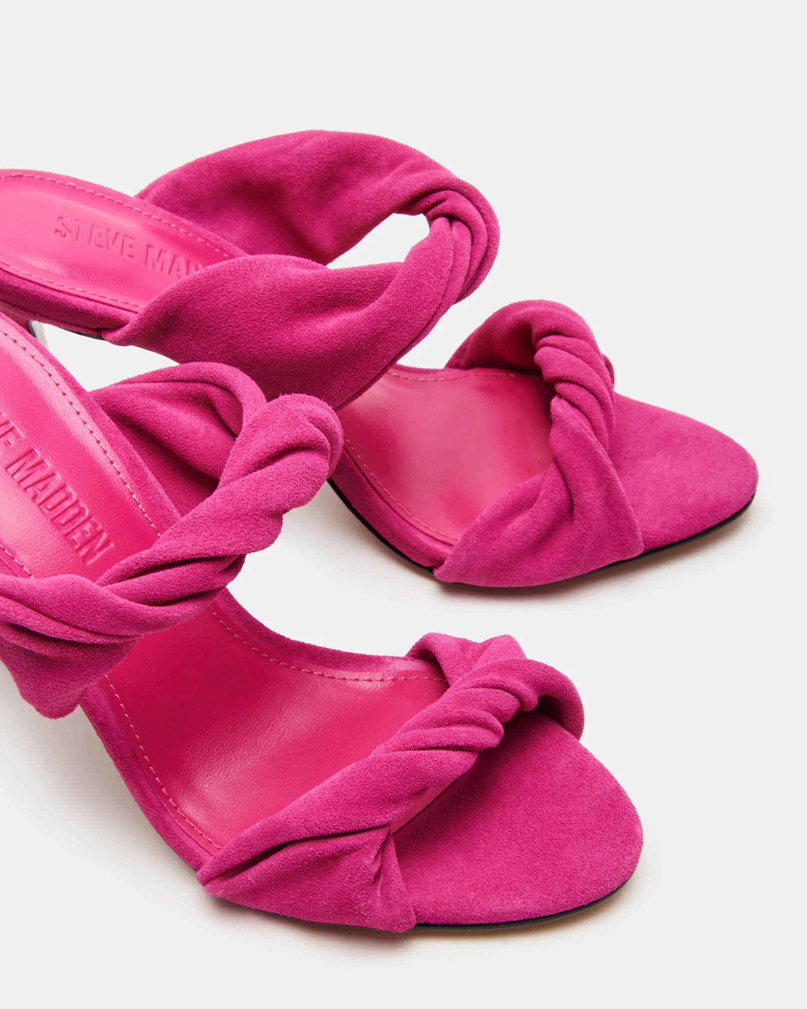Trophy Fuchsia Suede | Steve Madden (US)