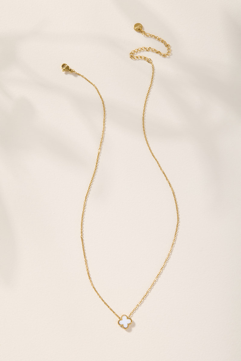Una Stainless Steel Clover Pendant Necklace | Francesca's