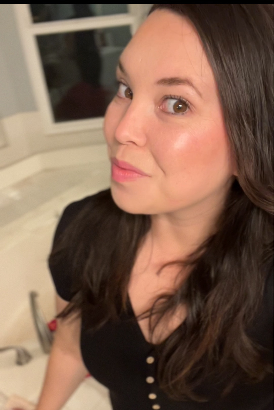 Latest makeup obsession has me feeling confident. All day glow and coverage like no other makeup set  

#LTKbeauty #LTKstyletip #LTKMostLoved