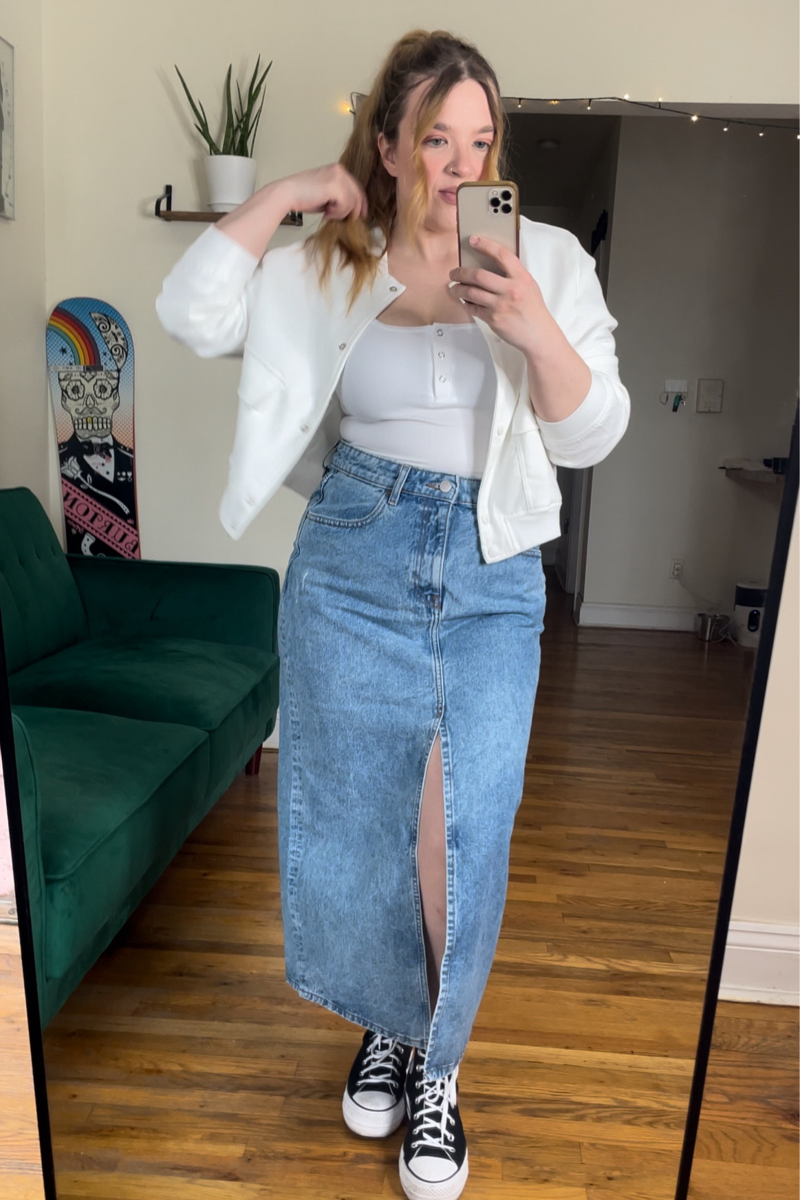 Curvy fall fashion, midsize, denim skirt 

#LTKSeasonal #LTKMidsize #LTKSaleAlert