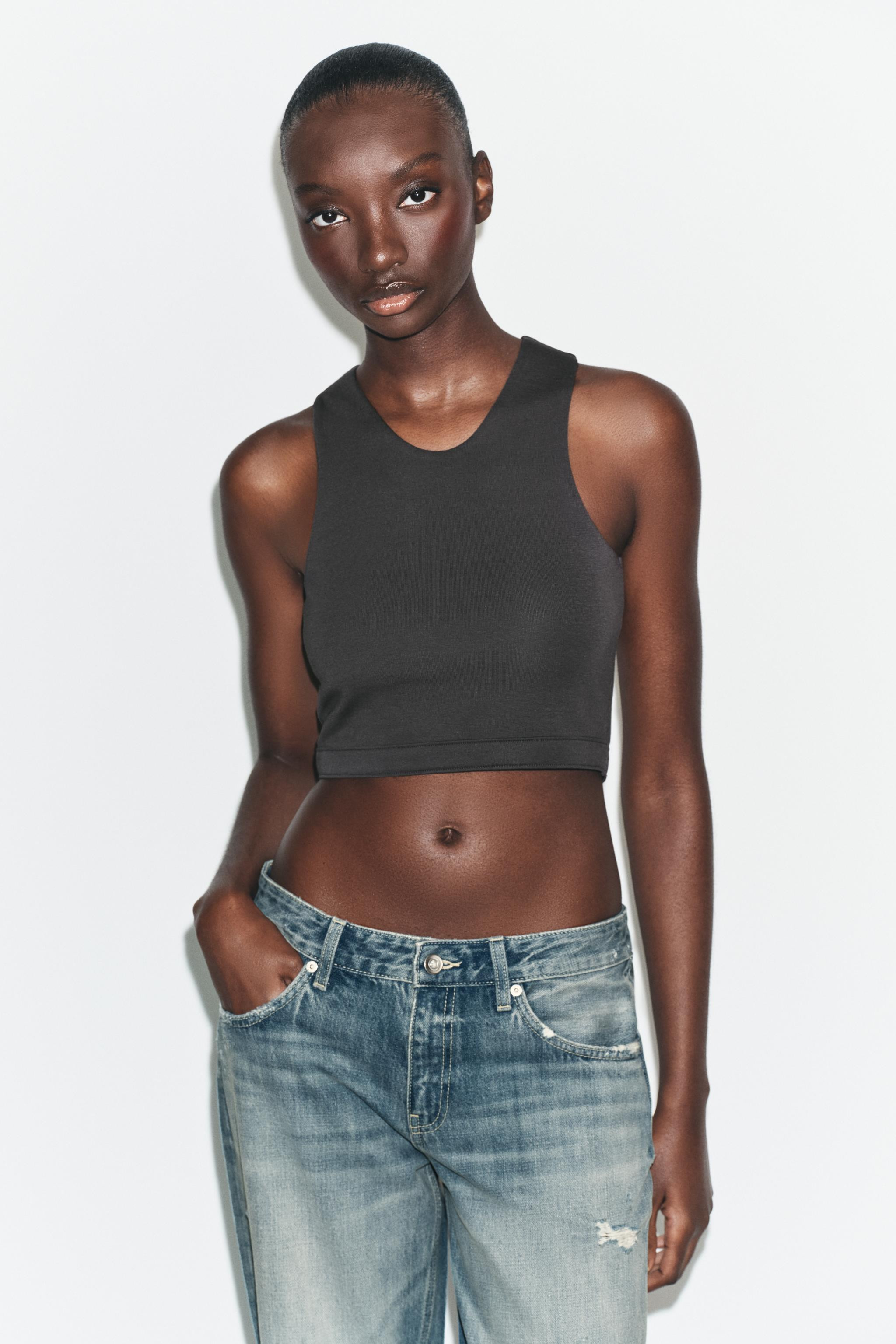 SLEEVELESS CROP TOP | Zara US