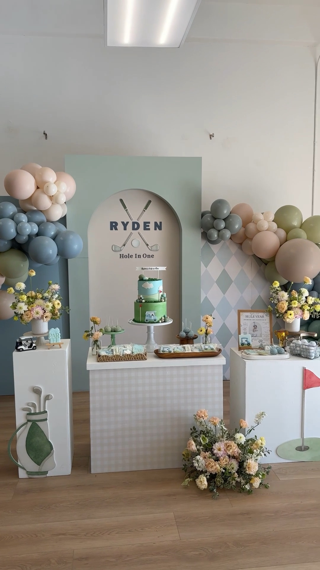 Golf themed first birthday party supplies 

#LTKBaby