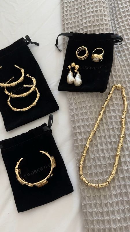 obsessing over the new we wore what jewelry collection! each piece makes such a statement, but is also classic enough to wear every day. use code CRUM20 for 20% off site wide! 

gold jewelry, statement jewelry, gifts for her, we wore what

#LTKfindsunder100 #LTKsalealert #LTKstyletip