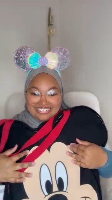 Magic mail has arrived! 🎁✨ Unboxing some Disney goodies—can you guess what’s inside? 

#LTKMostLoved #LTKFamily #LTKPlusSize