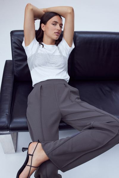 Elegante Hose mit hohem Bund | H&M (DE, AT, CH, NL, FI)