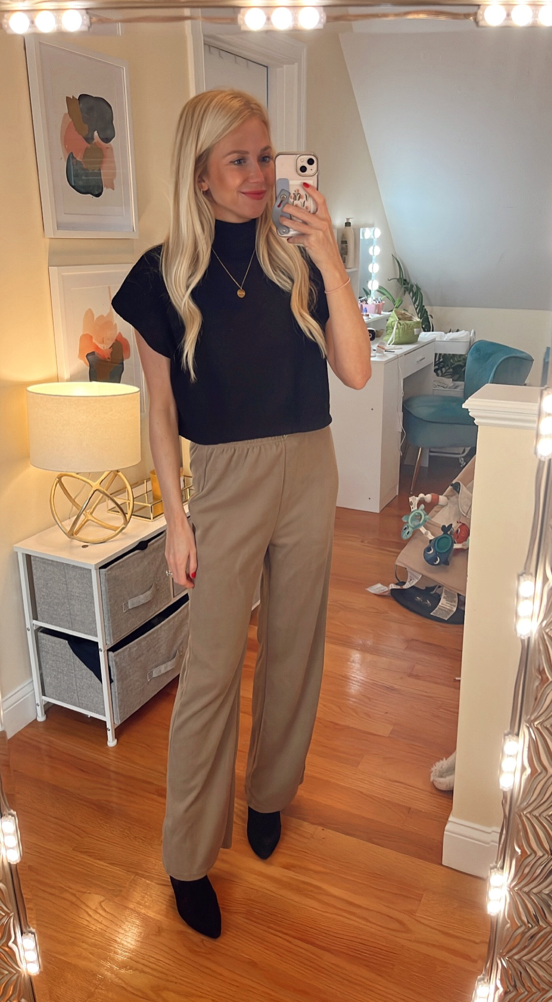 Post Partum Comfy Outfit idea  

#LTKHolidaySale #LTKSeasonal #LTKxPrime